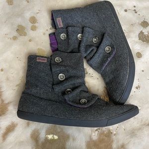Grey booties